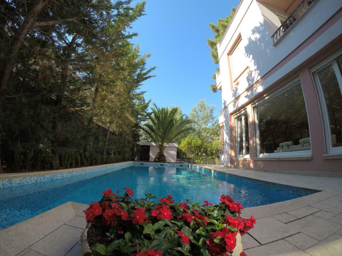 Villa Lidson Golem (Tirana)